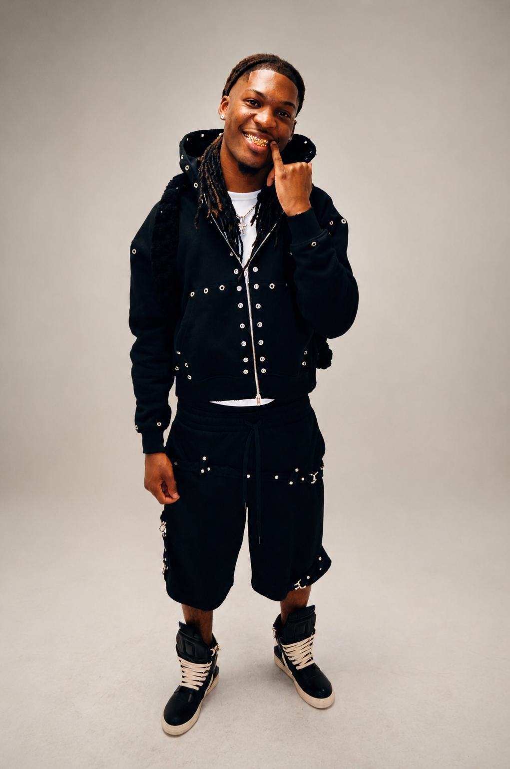 Link Attachment Baggy Shorts